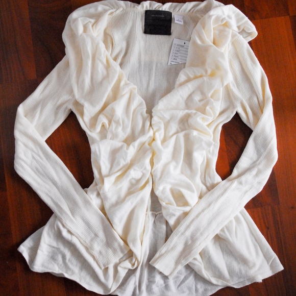 Brand new Ruffled Guinevere Anthropologie Cardigan - Picture 2 of 3